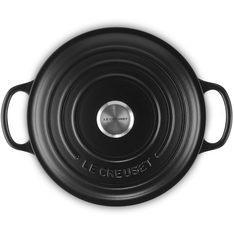 Le Creuset Signature