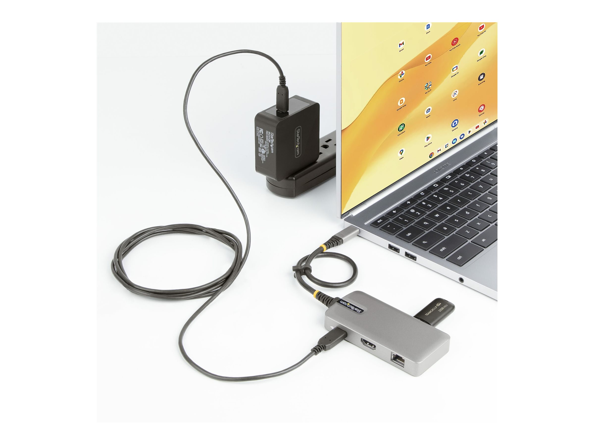STARTECH USB-C Multiport Adapter - HDMI