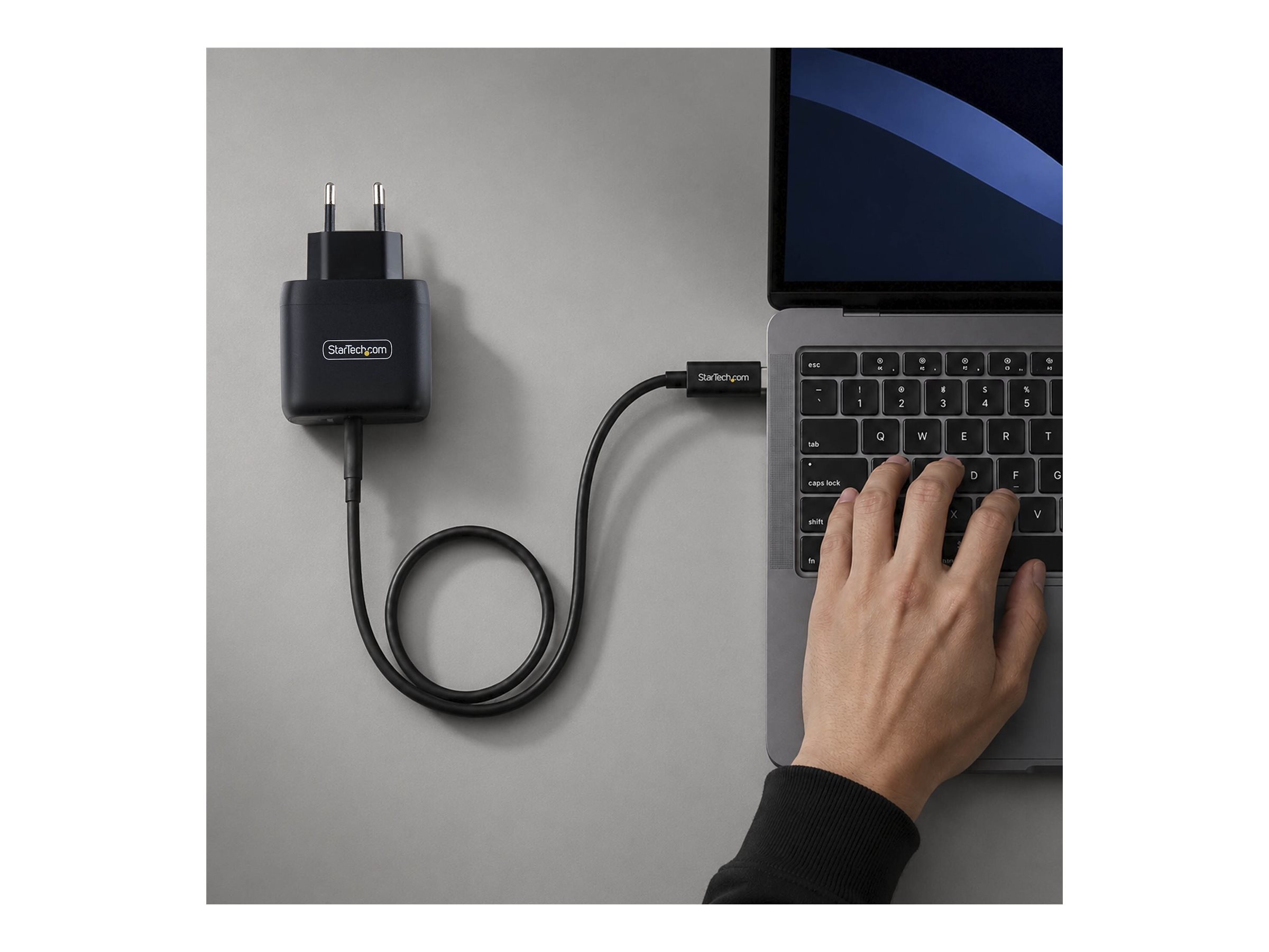 STARTECH 65W USB-C Laptop Charger