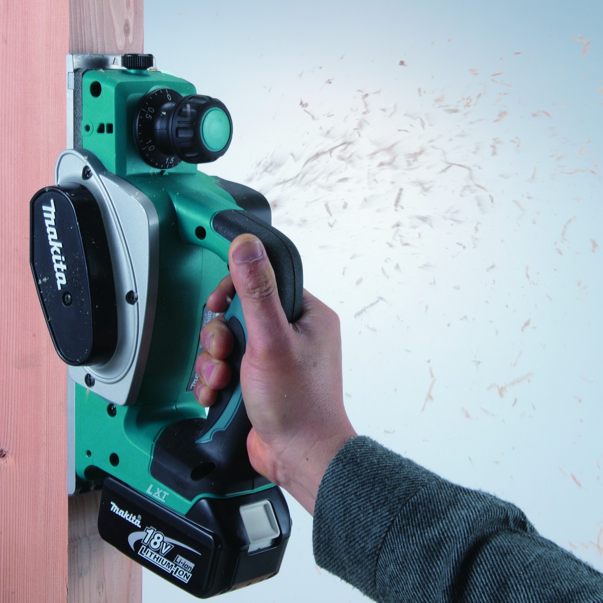 Makita DKP180Z power hand planer