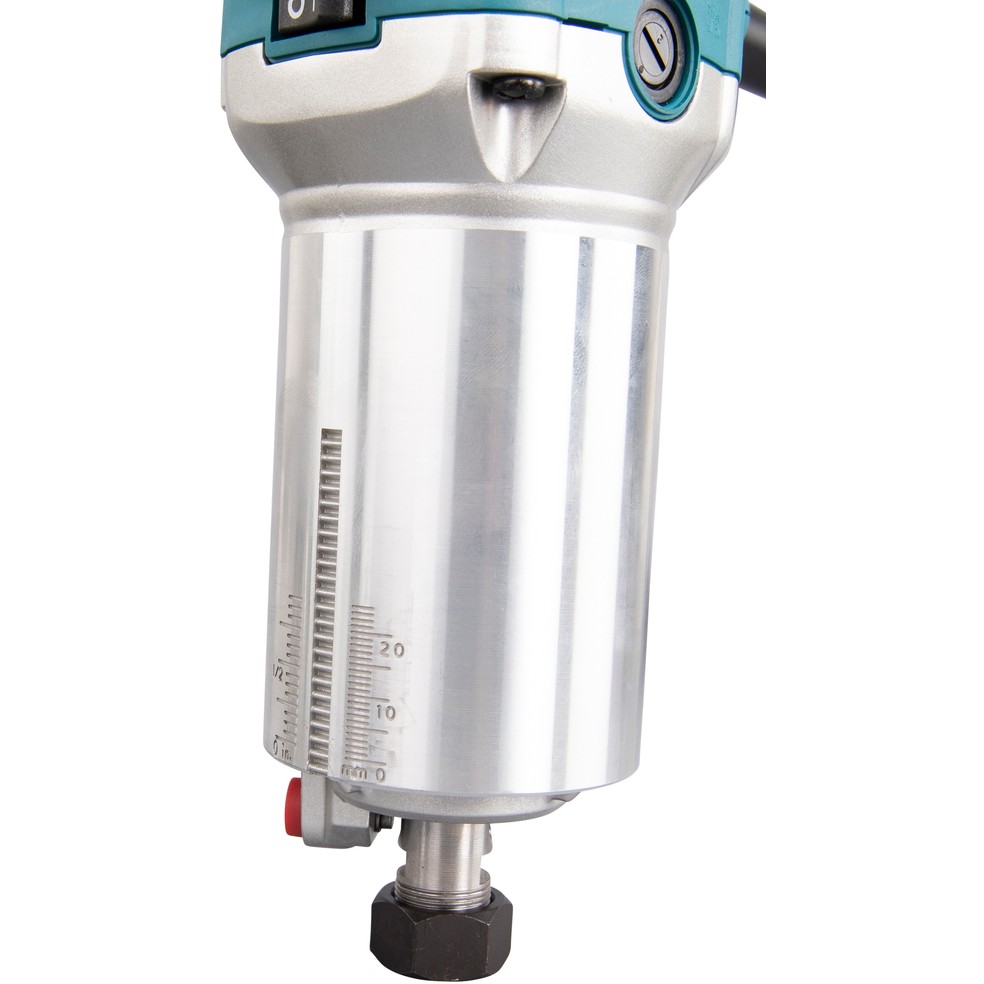 Makita RT0702CX2J router/trimmer