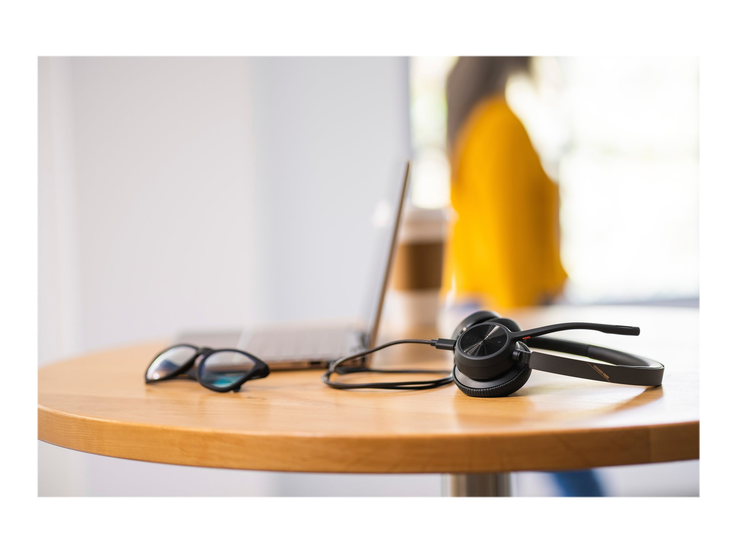 Poly Voyager 4320M Teams +BTdongle USB-A
