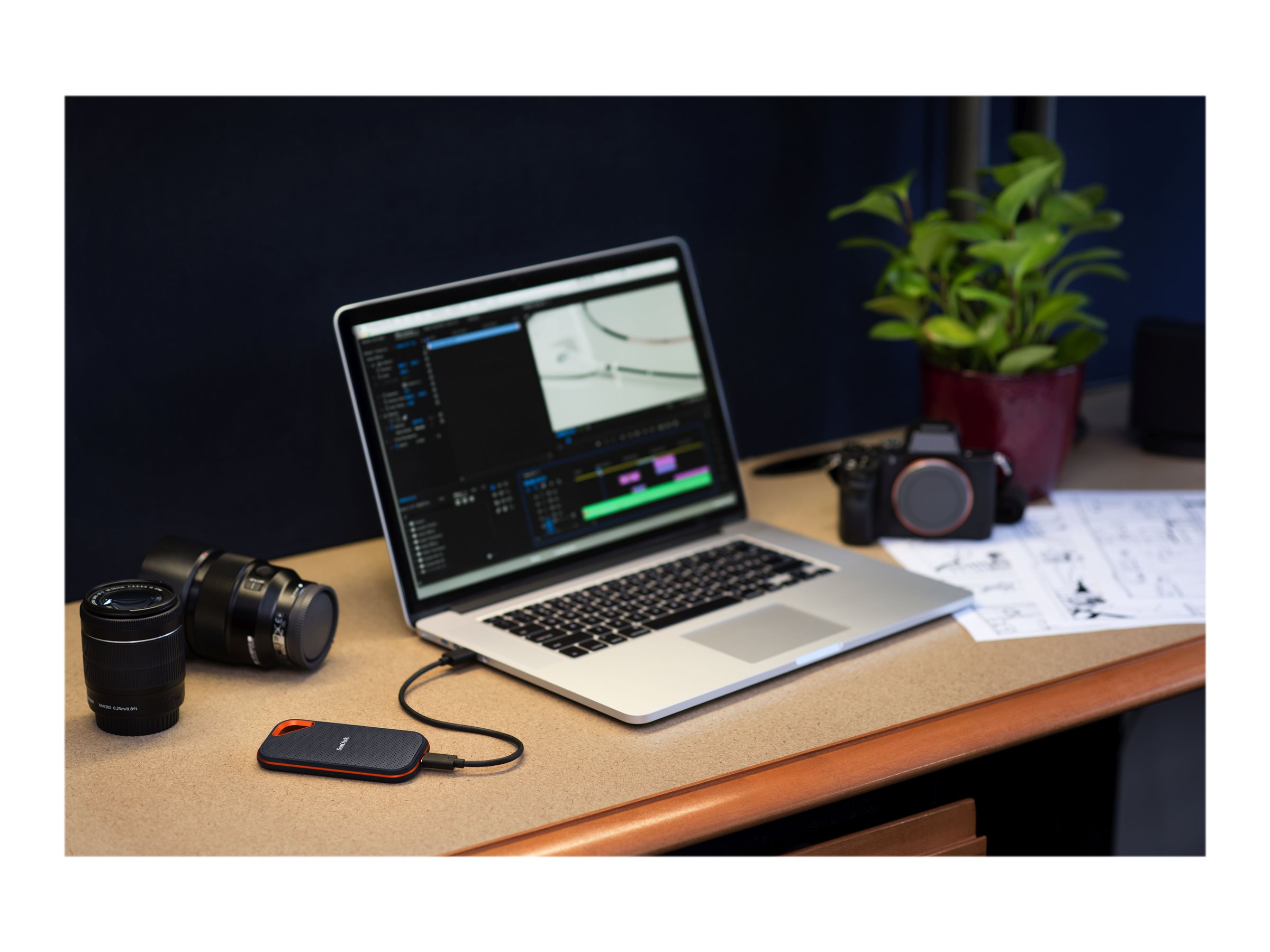 SSD   1TB SanDisk Extreme PRO Portable USB-C extern