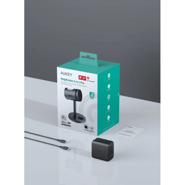 AUKEY LC-MC311A mobile device charger