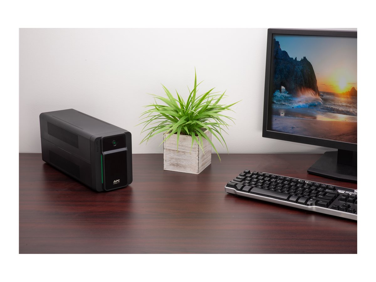 APC Easy UPS BVX 700VA 230V IEC