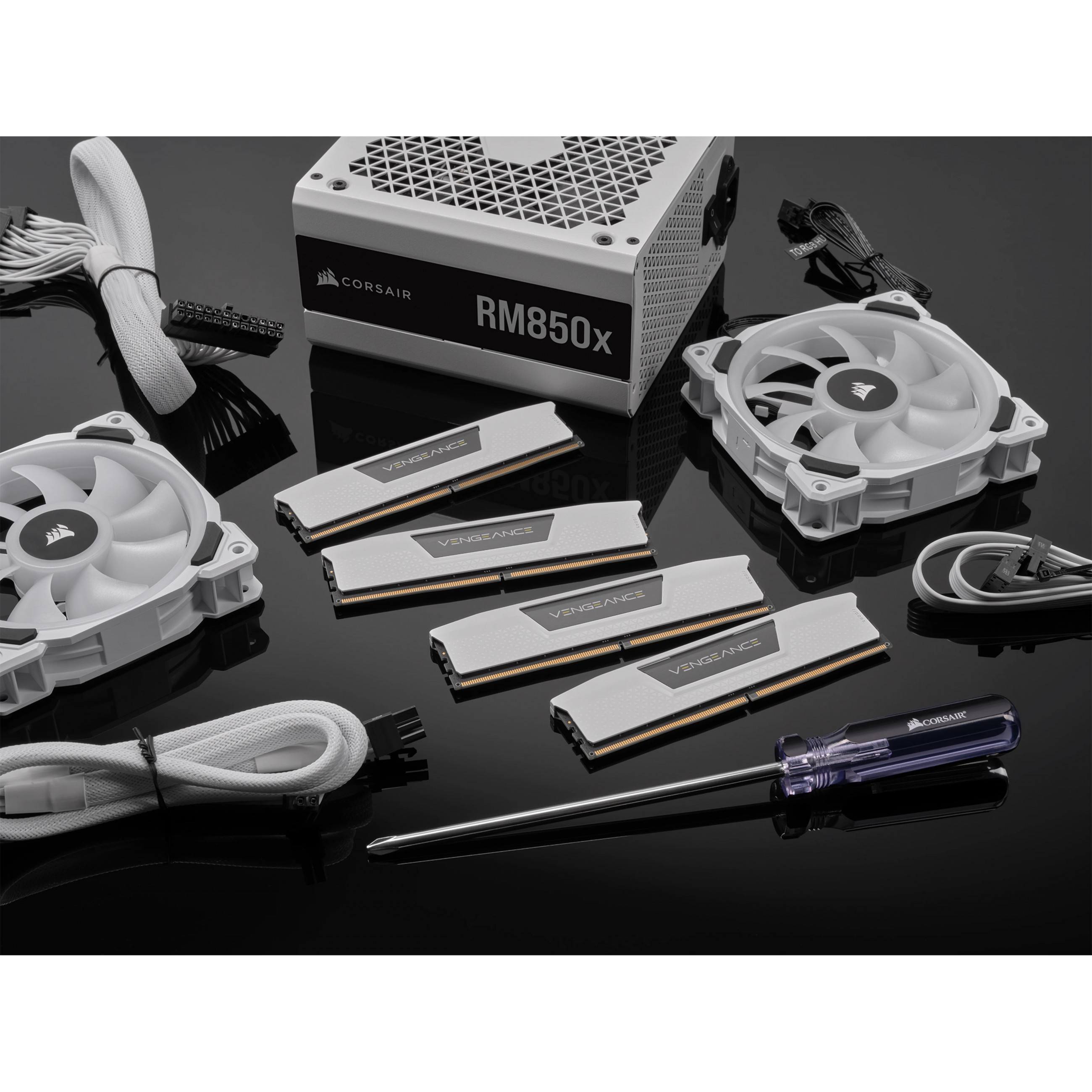 DDR5  32GB PC 5200 CL40 CORSAIR KIT (2x16GB) VENGEANCE White retail