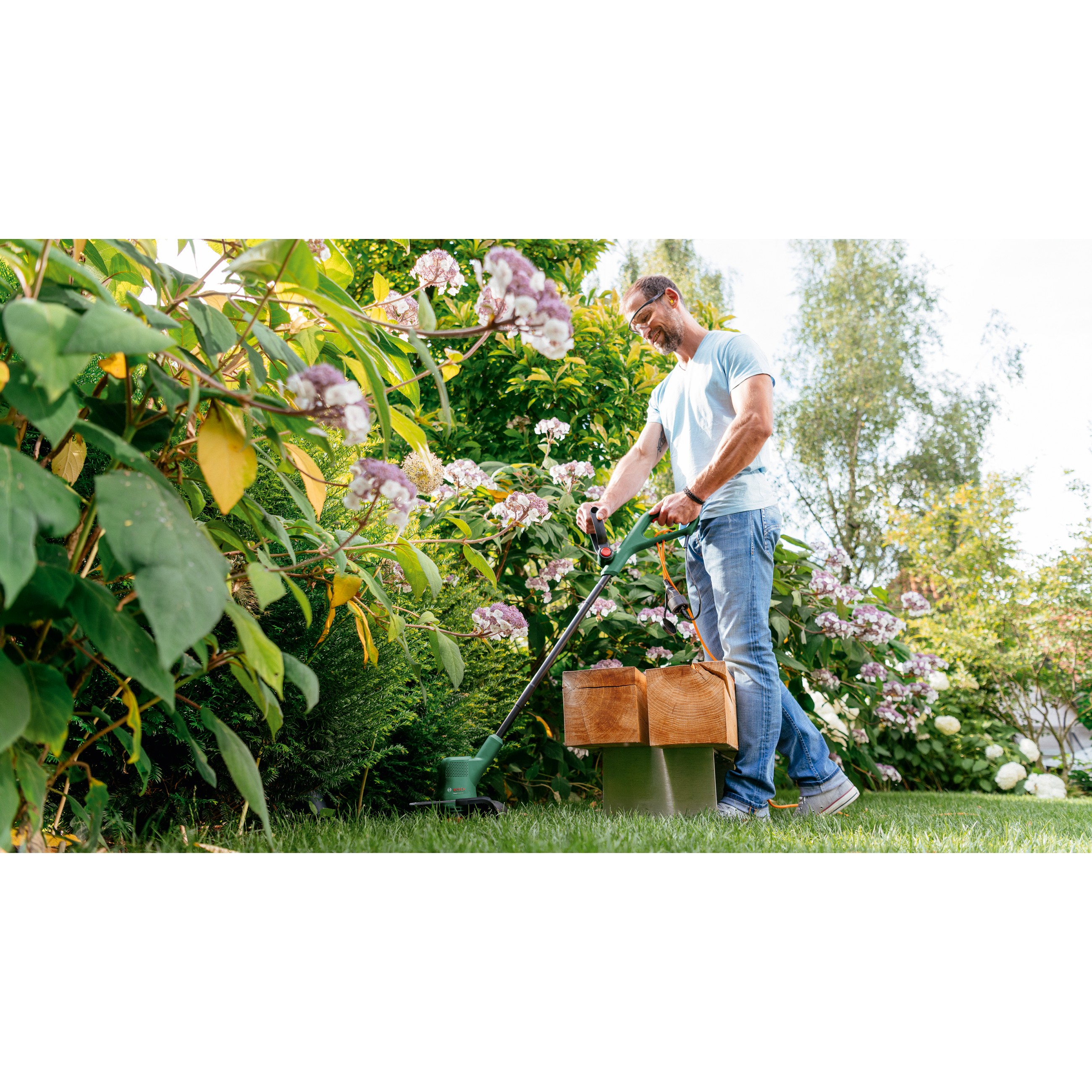 Bosch EasyGrassCut 18V-26