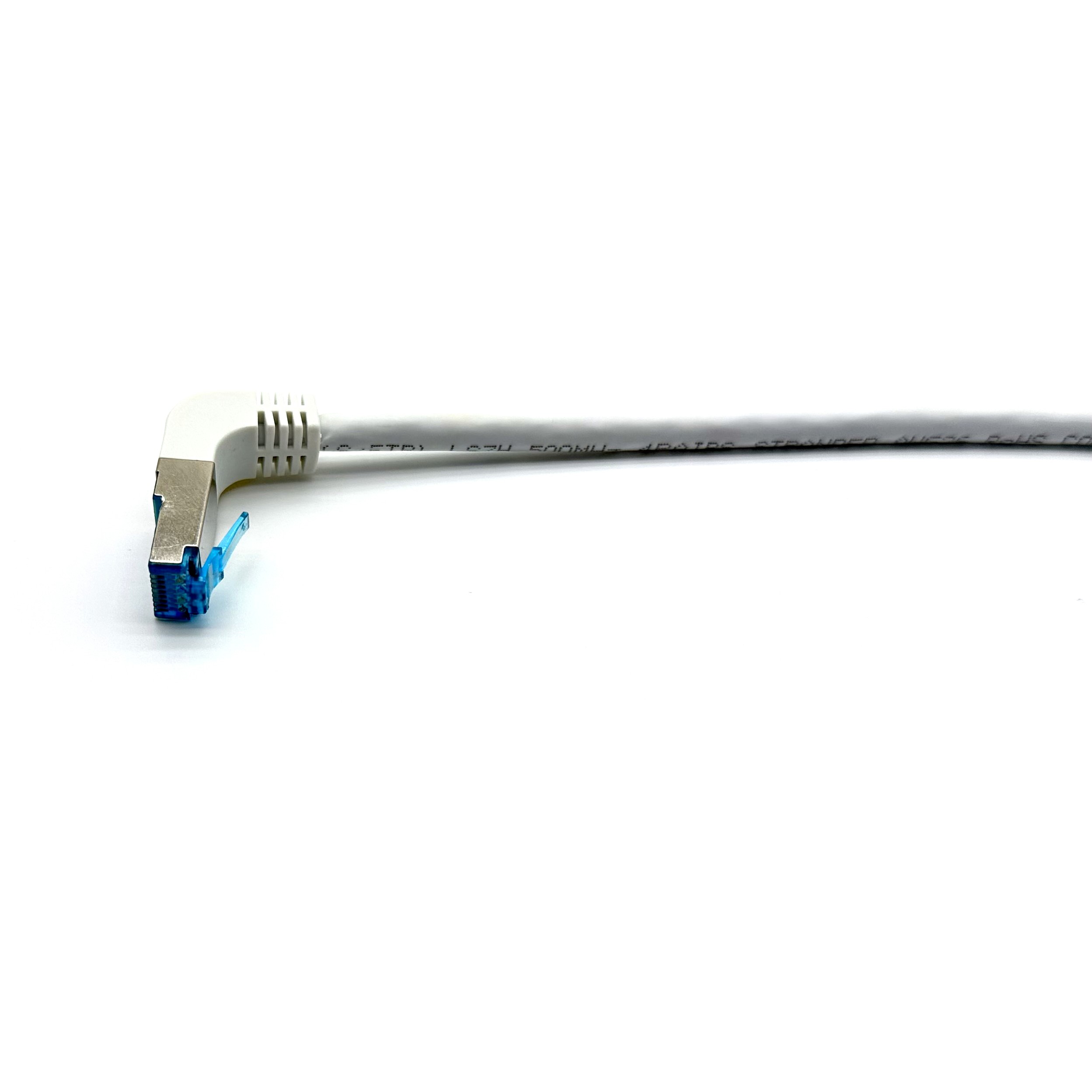 Equip Cat.6A S/FTP Patchkabel, gewinkelter zu geradem Stecker, 5.0 m, Weiß