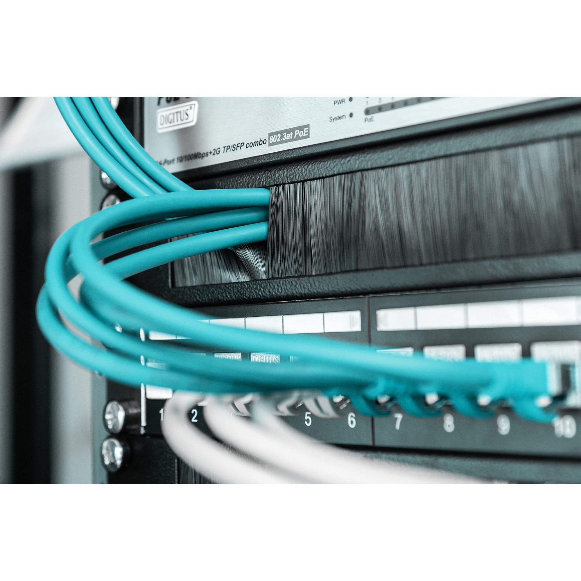 DIGITUS Kabelbürstenleiste 1HE Öffnung 24x423mm schwarz