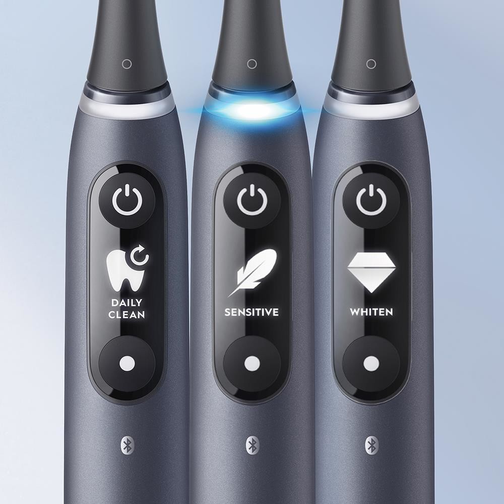 Oral-B iO 4210201363026 electric toothbrush