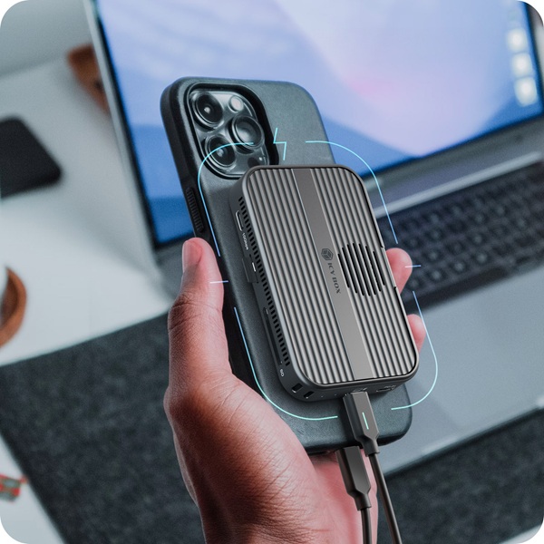 Dockingstation IcyBox 7 in 1 magn. M.2 SSD Schacht