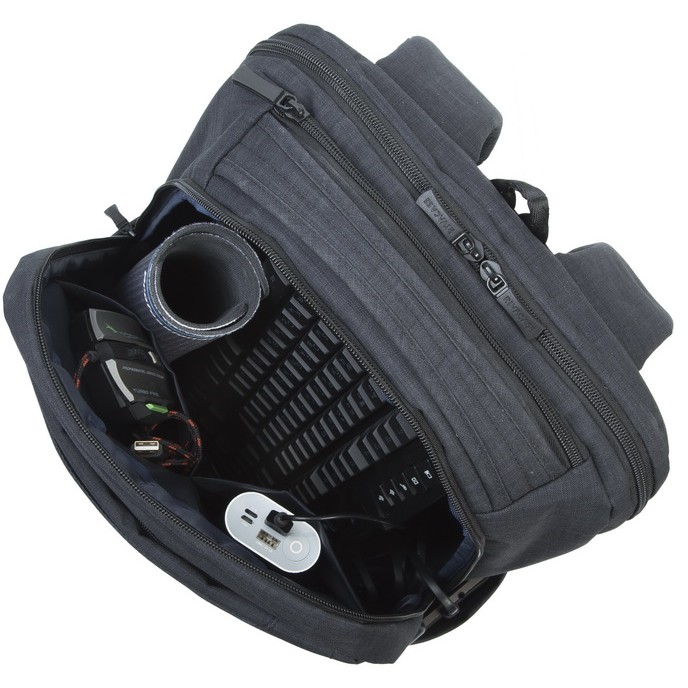 Riva NB Rucksack Biscayne      17,3      schwarz      8365