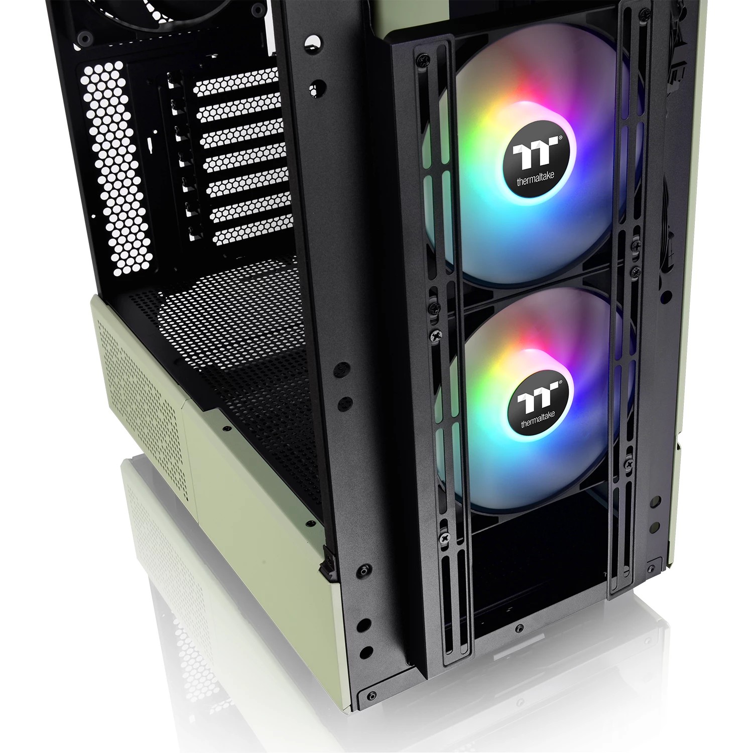 Thermaltake Ceres 300 TG