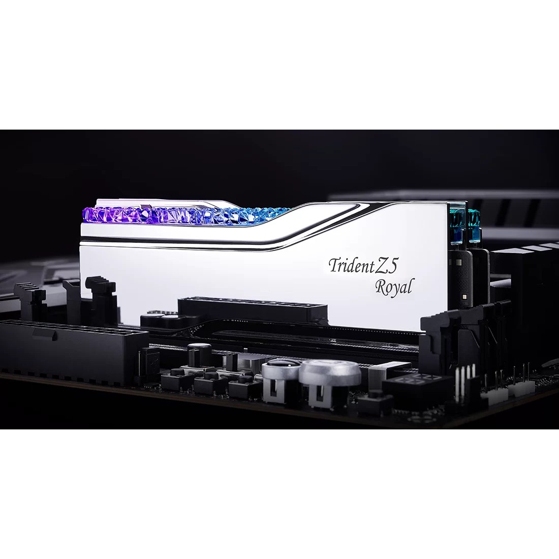 DDR5 48GB PC 8400 CL40 G.Skill KIT (2x24GB) TR5S RGB Royal