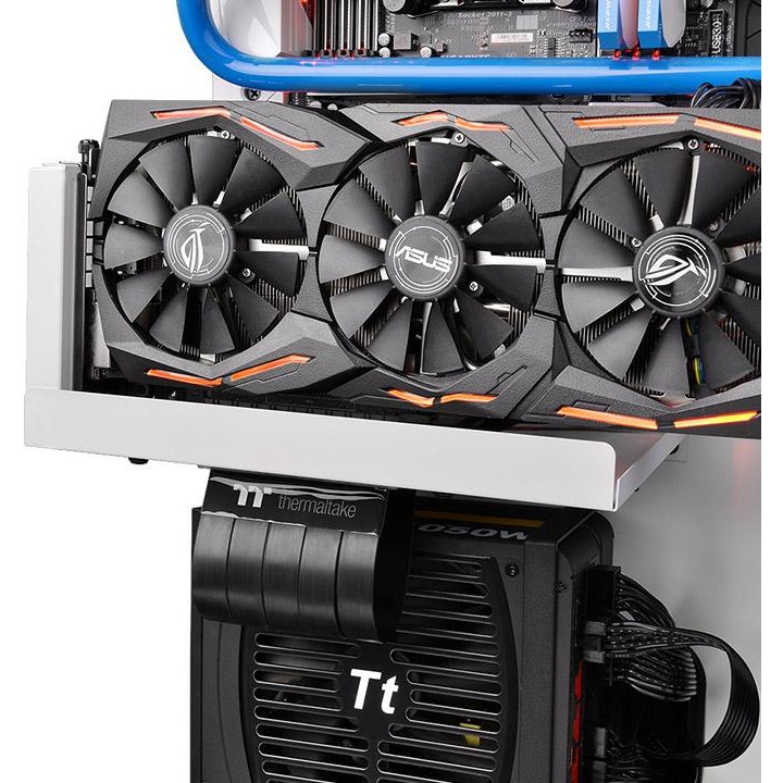 Thermaltake AC-045-CN1OTN-C1 interface cards/adapter