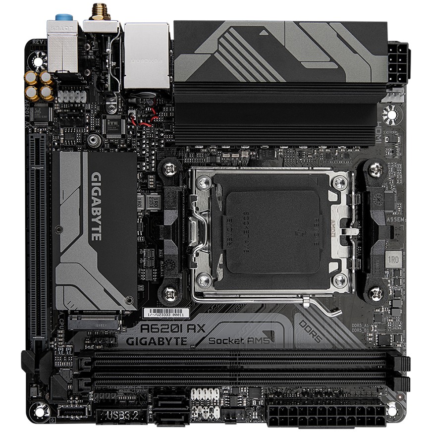 Gigabyte A620I AX                    (A620,AM5,mITX,DDR5)
