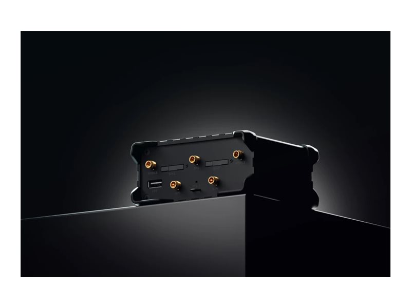 TELTONIKA NETWORKS RUT906 eSIM 4G Router