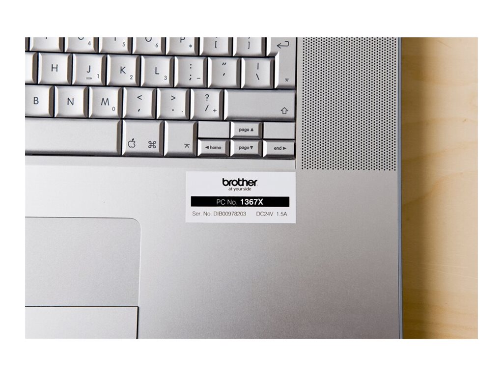 Schriftbandkassette Brother 24mm weiß/schwarz    TZE251