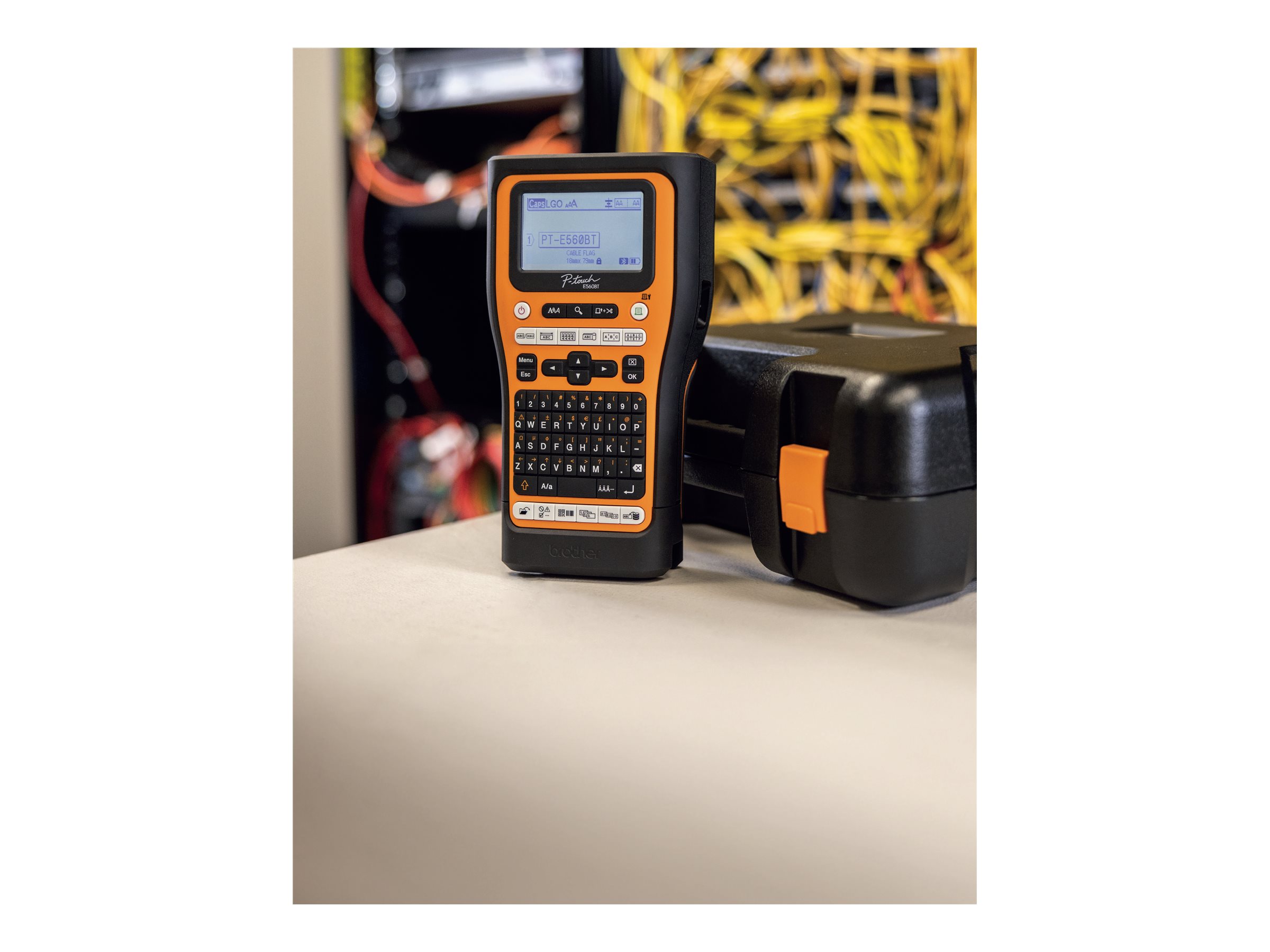 Brother PT-E560BTSP label printer