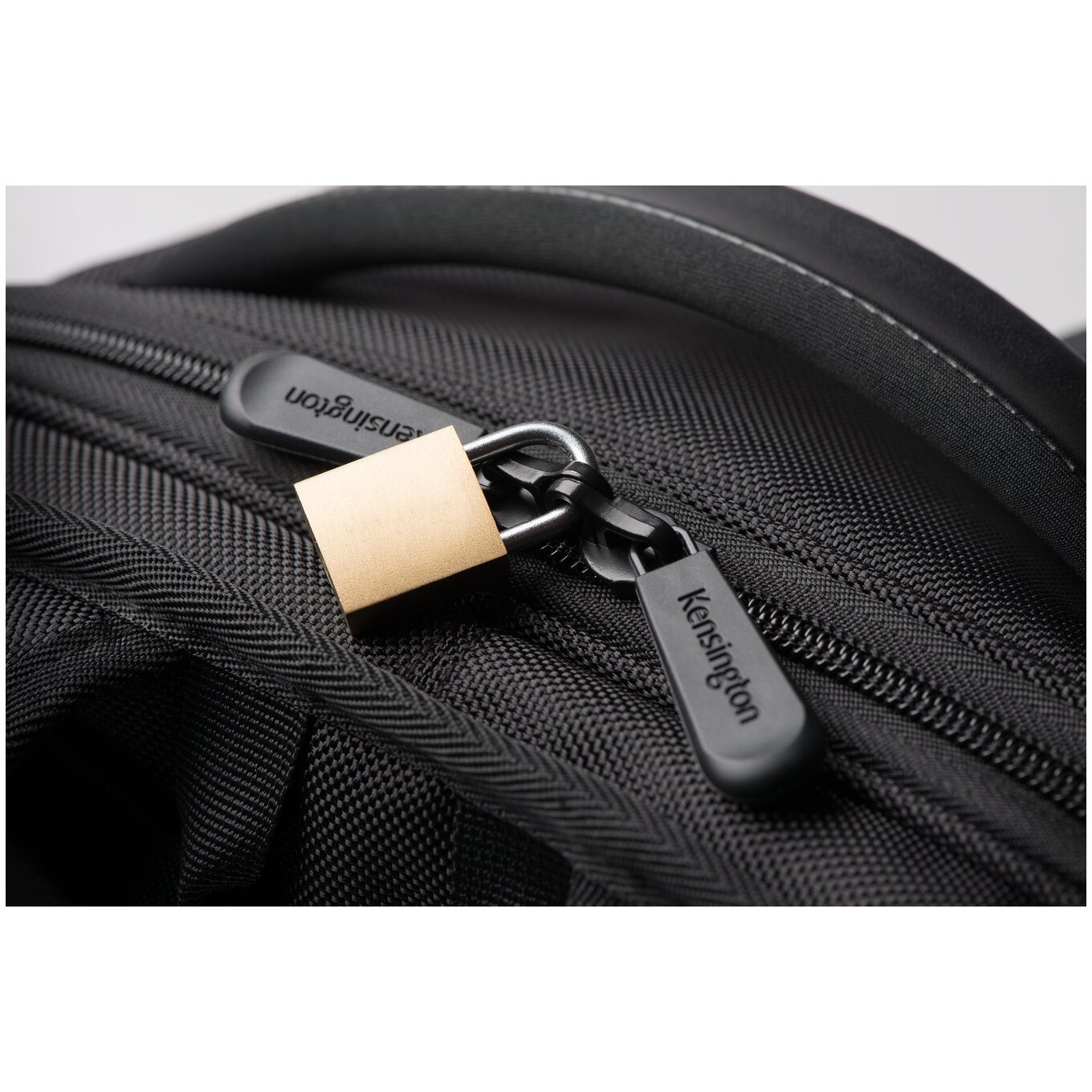 Kensington Notebookrucksack 17   Contour 2.0  Pro