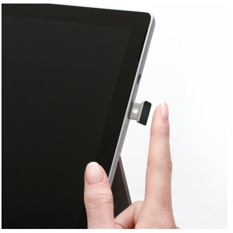 Kensington VeriMark™ IT Fingerprint Key – Windows Hello™ & Windows Hello for Business™