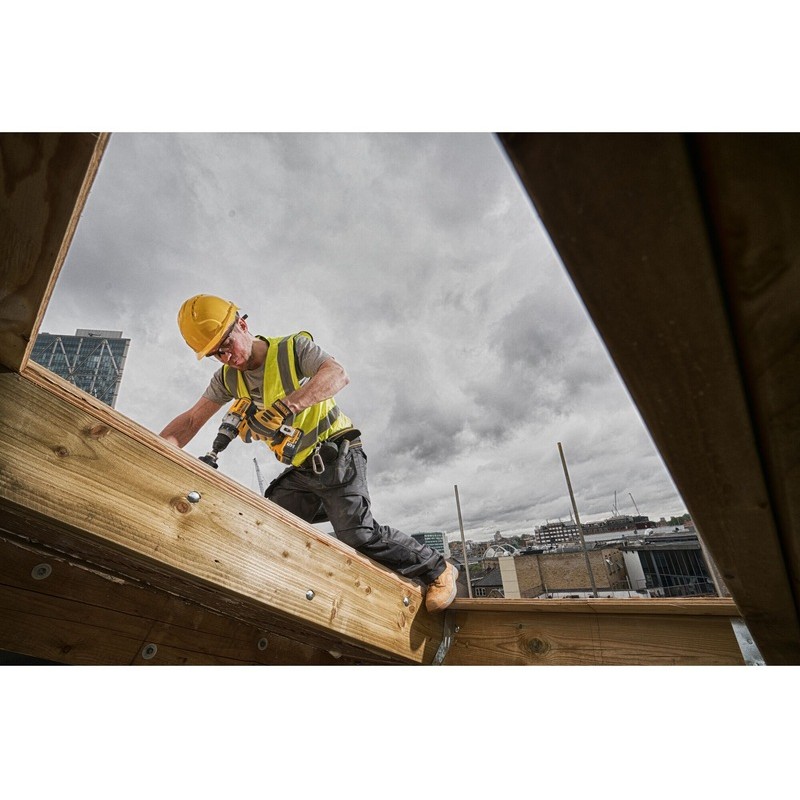 DeWALT DCD991NT-XJ drill