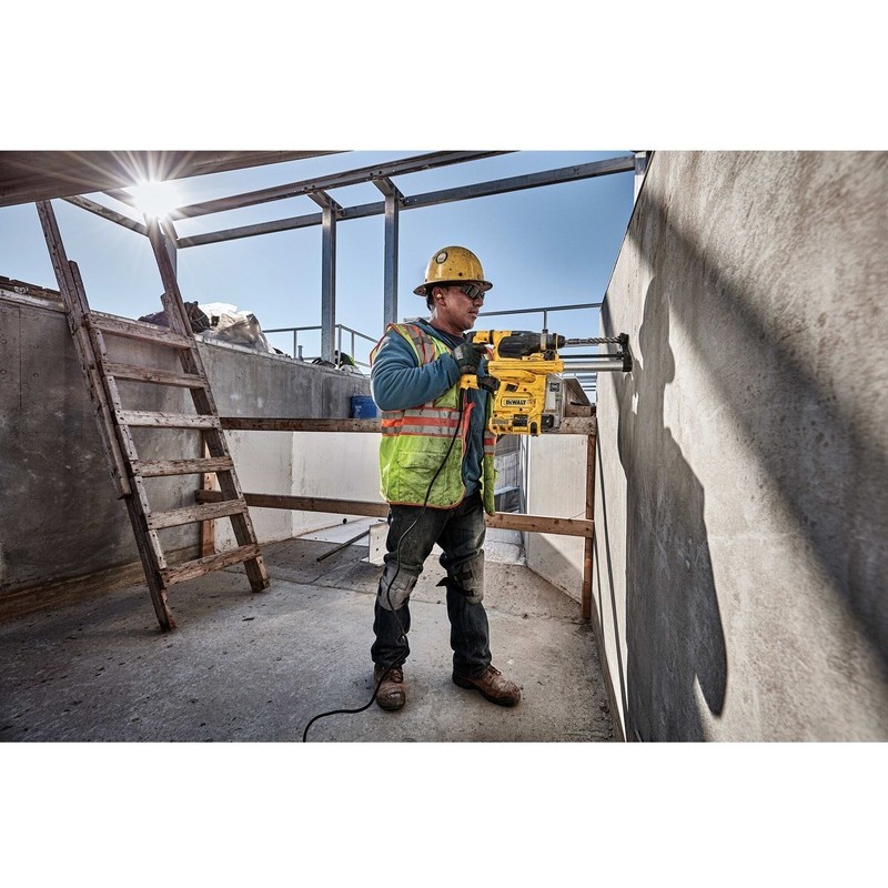 DeWALT D25333K-QS rotary hammer