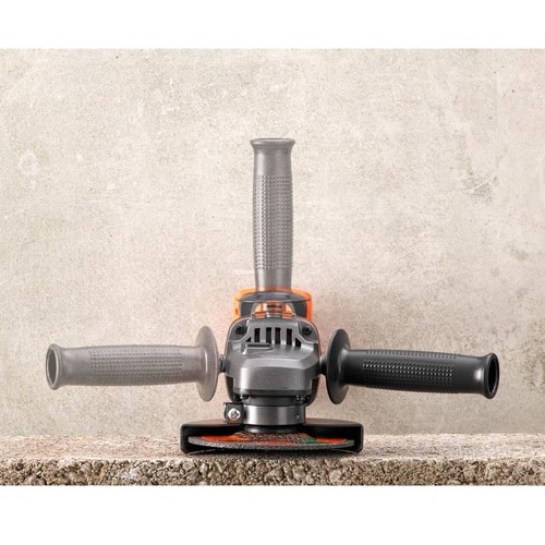 Black & Decker BCG720N angle grinder