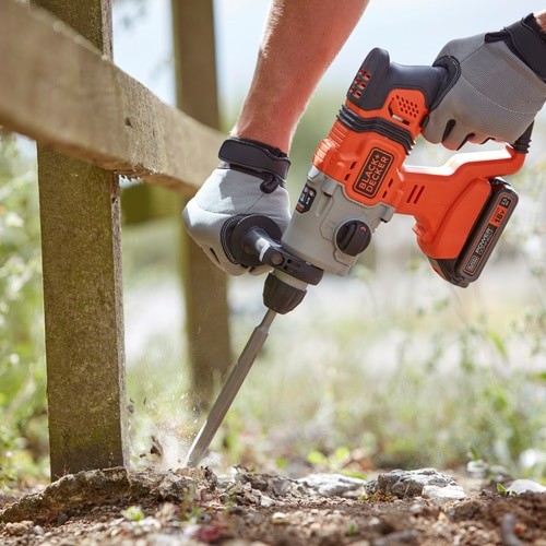 Black & Decker BCD900E2K-QW drill