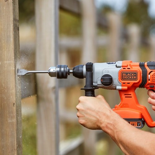 Black & Decker BCD900E2K-QW drill