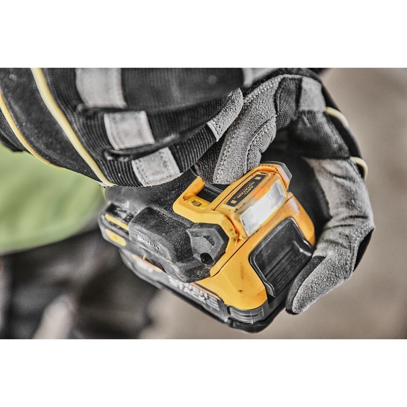 DeWALT DCD805NT-XJ drill