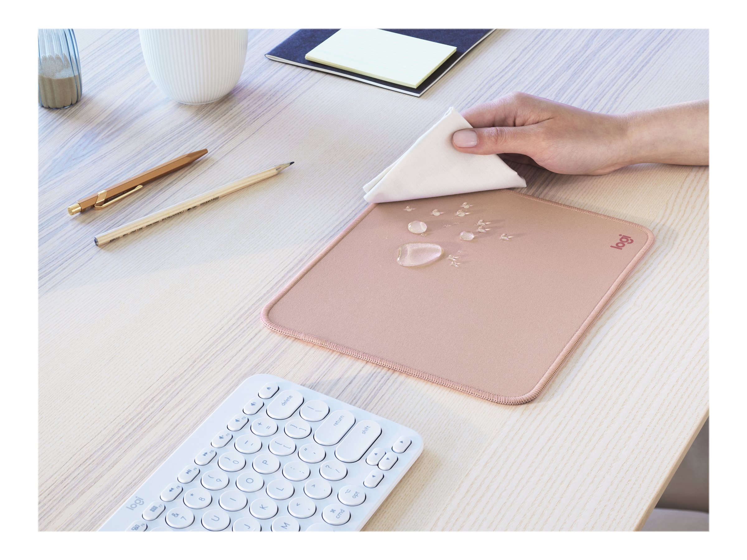 LOGI Mouse Pad Studio Series DARKER ROSE