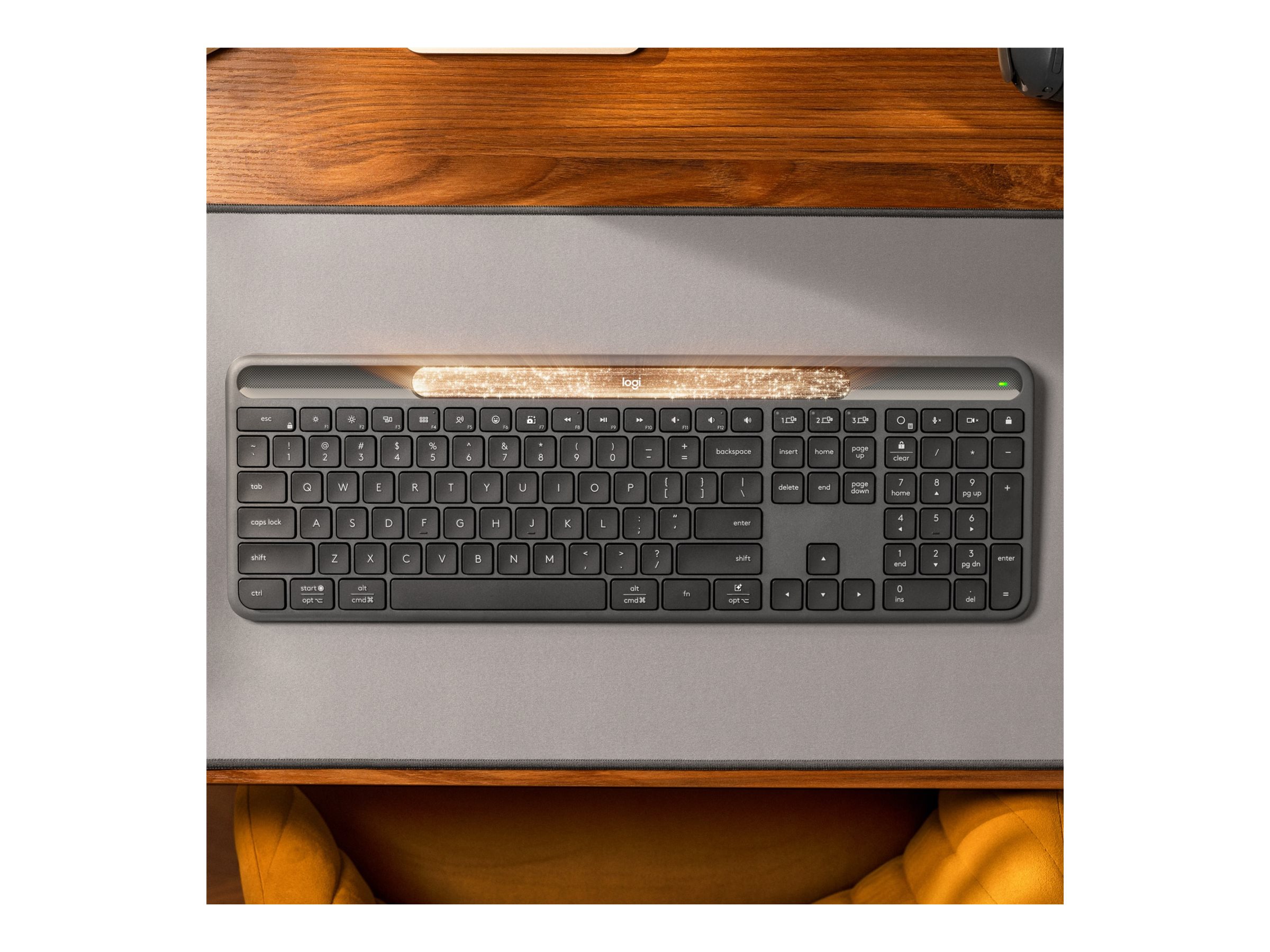 Logitech Signature Slim Solar+ K980 keyboard