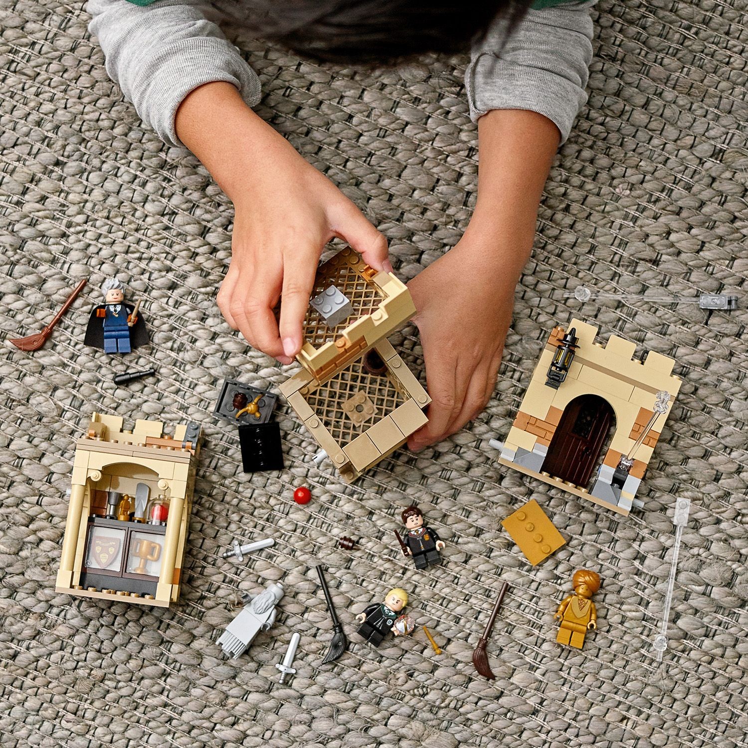 LEGO Harry Potter Hogwarts: First Flying Lesson