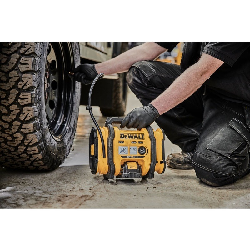 DeWALT DCC018N air compressor
