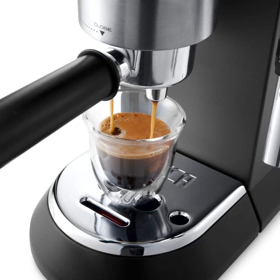 De’Longhi Dedica Style EC 685.BK
