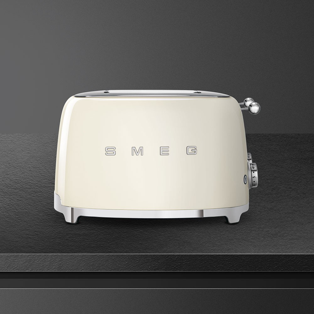 Smeg TSF03CREU toaster