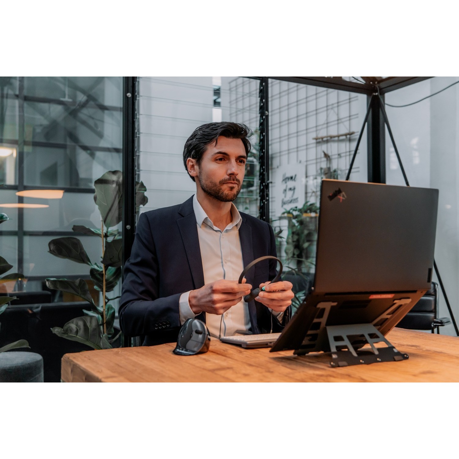 BakkerElkhuizen UltraStand Universal Laptop-Ständer Schwarz, Dunkles Grau 39,6 cm (15.6)