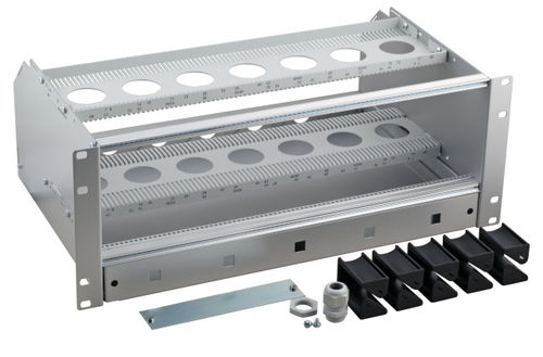 Blindplatte 3HE/7TE Alu elox. mit Schraubensatz, 53711.10 (Produktbild 1)