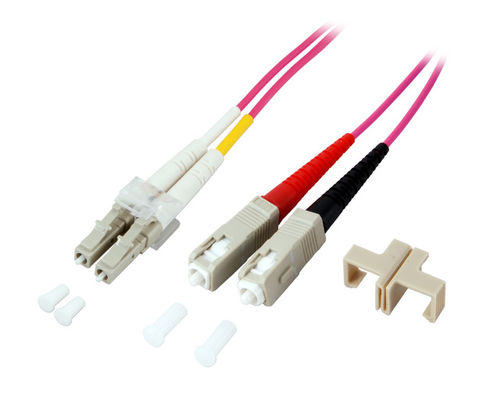 Duplex Jumper LC/SC 50/125µ 0.5 m, OM4, LSZH, violett Duplex Jumper LC/SC 50/125µ 0.5 m, OM4, LSZH, violett