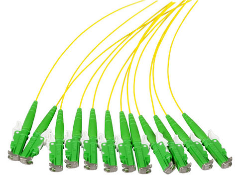 Faserpigtail E2000/APC8° 9/125µ OS2, 2m, grün Faserpigtail E2000/APC8° 9/125µ OS2, 2m, grün