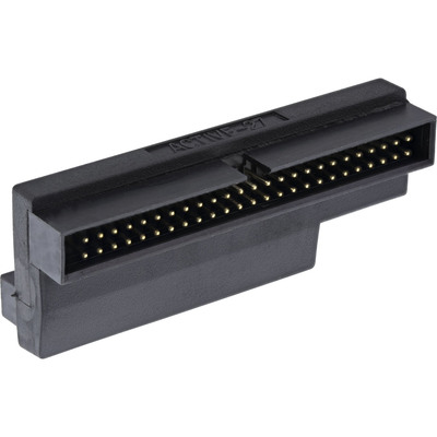 InLine SCSI III Adapter intern, 68/50 Stecker / Stecker, + aktive Terminierung 16 Bit, gewinkelt