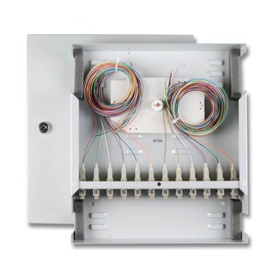 Mini-WandverteilerSC/SC 50/125µm OM3 -- 24 Pigtails/12 Kupplung Mini-WandverteilerSC/SC 50/125µm OM3 -- 24 Pigtails/12 Kupplung