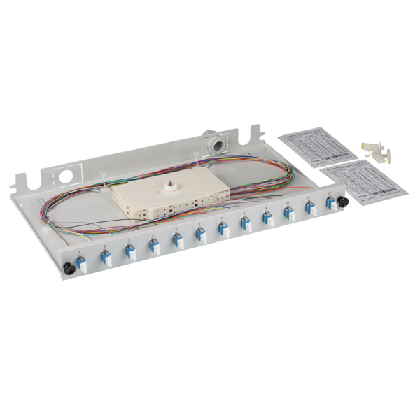 Spleißbox LC-APC 9/125µm OS2 ausziehbar -- 24 Pigtails abgesetzt/ 12 Kupplungen