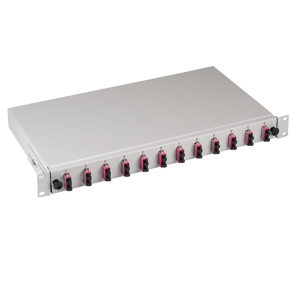 Spleißbox SC 50/125µ OM4 ausziehbar, 24 -- Pigtails abgesetzt / 12 Kupplungen