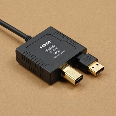 HDMI-HDMI Adapter