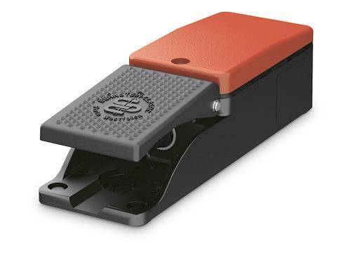 BERN Fuss-Schalter 10A IP65 1 F1-U1Z Pedal 6061100005 BERN Fuss-Schalter 10A IP65 1 F1-U1Z Pedal 6061100005