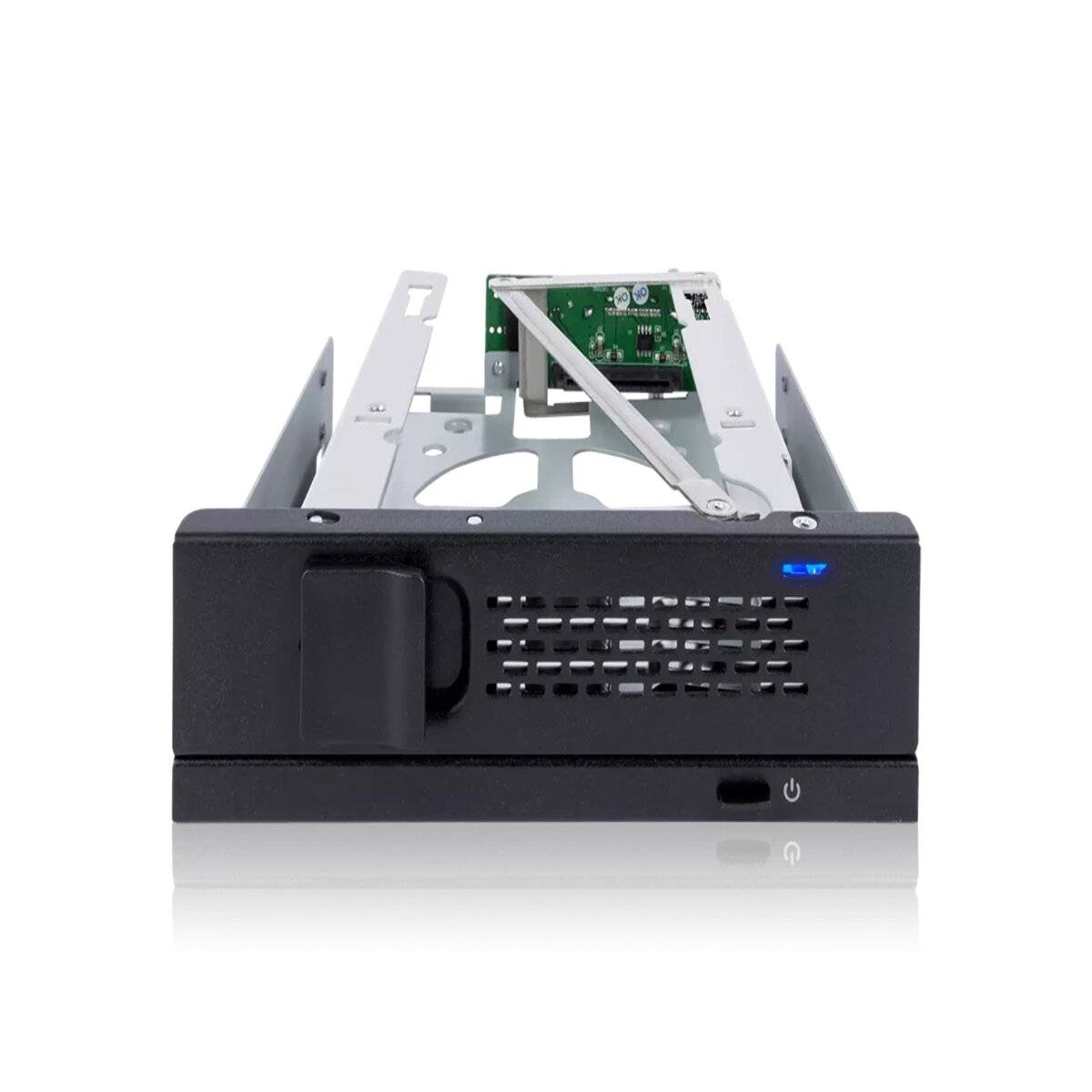 We-Ra. IcyDock 1x 3.5" SATA in 1x 5.25" bay mobile rack fanl