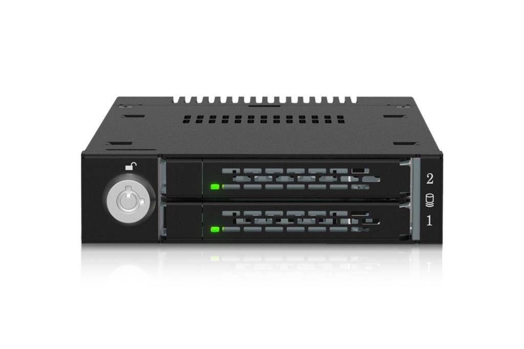 IcyDock M.2 PCIe NVMe SSD Mobile Rack for external 3.5 4i 2x